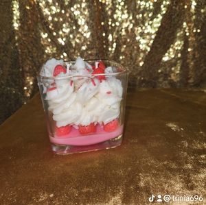 Shannasroom of Candles